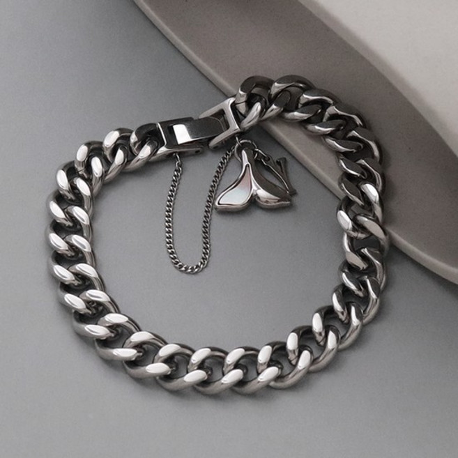 [선물포장] 써지컬 자개 고래꼬리 이니셜 체인팔찌