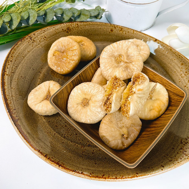 미웰 반건조 떡무화과 수입 1kg, 1개