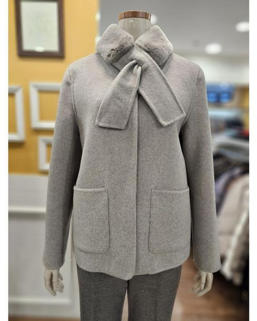 BCBG 세이브존01 싱글 탈부착 머플러 핸드메이드 코트 B5DAH821