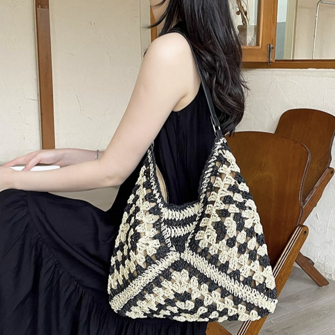 루비앤 지엔느 손뜨개 라탄 가방 여름 비치 왕골 휴양지 숄더백 펀칭 여름짜임 데일리 네트백