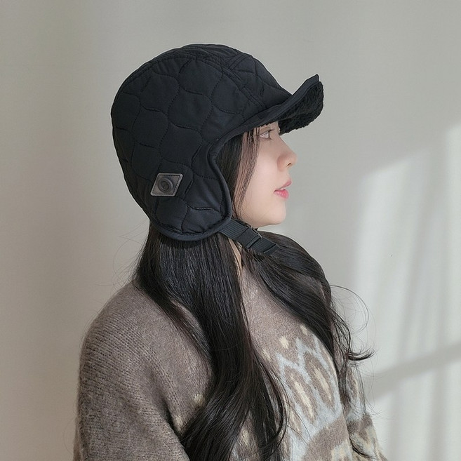 느와드코코 양면 뽀글이 퀄팅 포근 귀달이 귀도리 방한 군밤모자