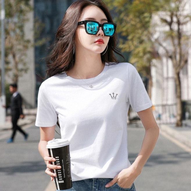 M-3XL 여성 라운드넥 심플 크라운 자수 반팔티