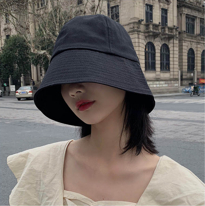 레드에셋 여자 얼굴소멸 벙거지 모자 버킷햇