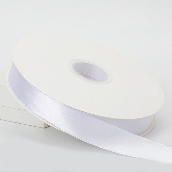 방구석상인 공단리본 대용량 선물 포장 리본 폭25mm 길이91m, 화이트