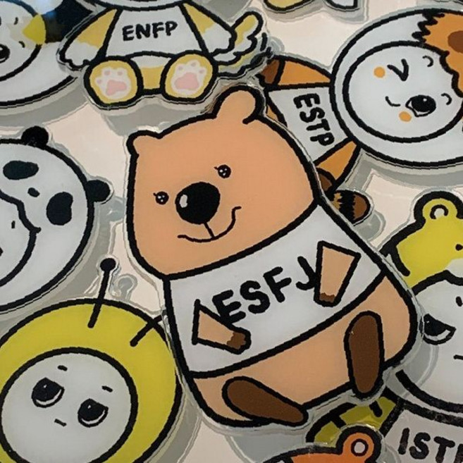 MBTI 성격유형 스마트폰 거치대 캐릭터 디자인 단체 생일 집들이 선물용 16종, 1개, MBTI 그립톡 ( ISTJ 곰 )