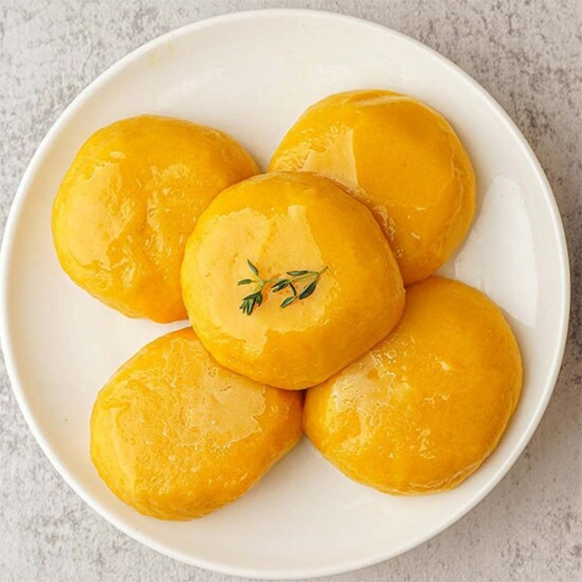 호박인절미 국산찹쌀 쫄깃한 찰떡 2kg 20개 (카스테라가루증정), 100g