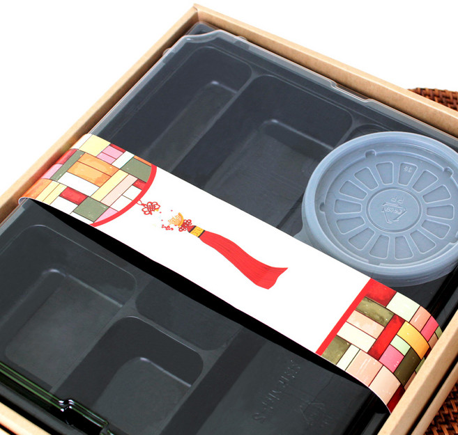 새해 설 시즌 띠지스티커) 0545 빨강 노리개 뻘겅조각보 노리개 한국 전통 설 직사각 띠지 스티커 포장 라벨 명절 2024 신년 선물 띠스티커 직사각형 50x450mm 50장