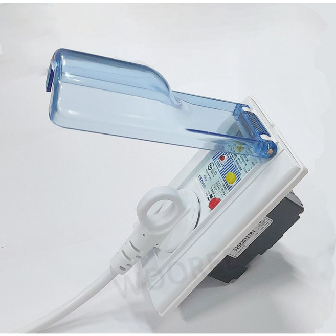 방우형 누전차단 매입콘센트 1구 15A, 1개