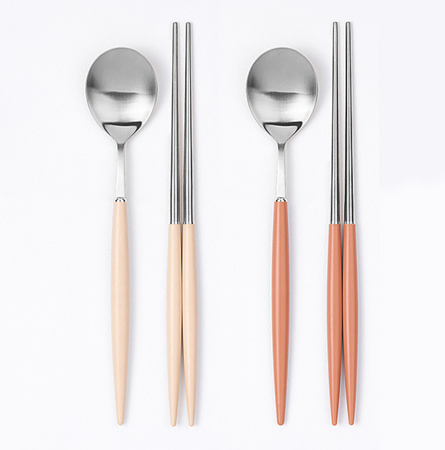 디온 보겐 몽블랑 에펠 국산 스텐 수저세트 실버, 2인(크림 1개+카라멜 1개), 1세트, 몽블랑 수저세트 실버