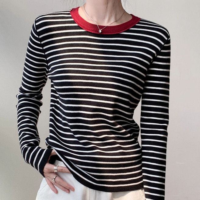 아로하스타일 세미핏 스트라이프 라운드넥 긴팔 니트 W729