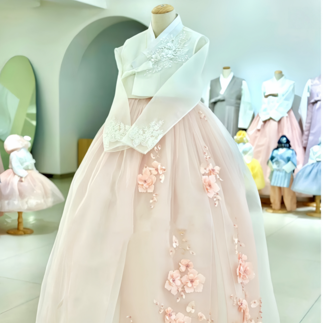 [한복대여 아닌 ' 판매품'] 신부 하객 혼주 누구에게나 잘 어울리는 한복어른한복 신부한복