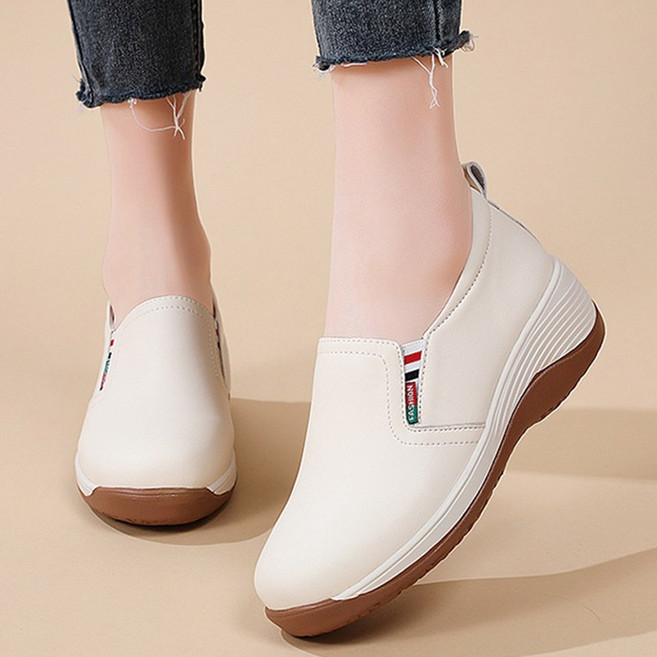 JLVJ 중장년 엄마 신발 여성로퍼 슬립온 스니커즈