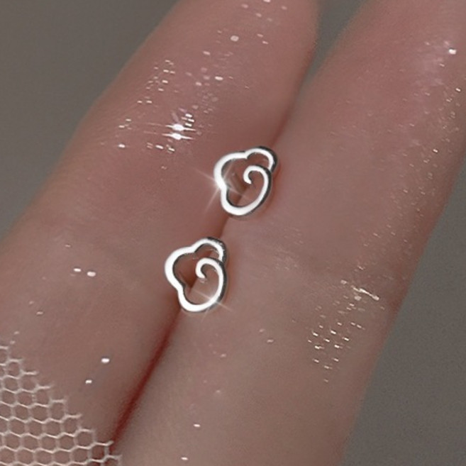 紅帽嚴選 S925純銀迷你耳針 多款造型小耳環 鏤空雲朵中性日常百搭款 銀色