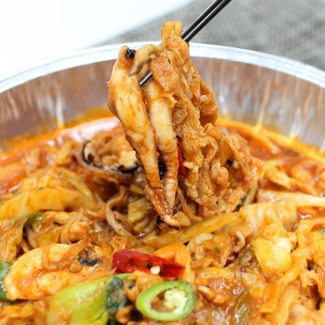 [자연애레시피] 바로 볶아먹는 쭈꾸미삼겹살 밀키트 양념 따로 냉장 밥반찬 야식 술안주, 1개, 600g