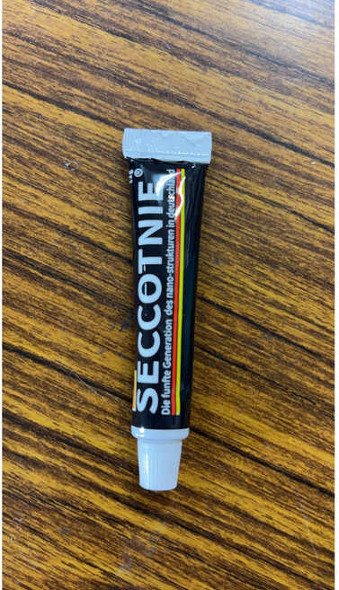 SEALANT FIX強力免釘膠 免鑽孔無味膠水 瞬間黏著 家用修補居家防水 牆面不留痕, 1個, 12克管裝-免釘膠
