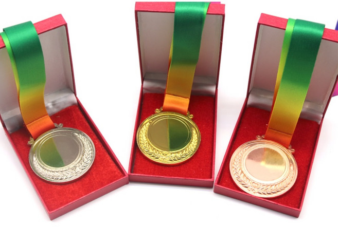 행사용금메달제작 고급메달케이스 고급메달끈, 2.은메달+케이스