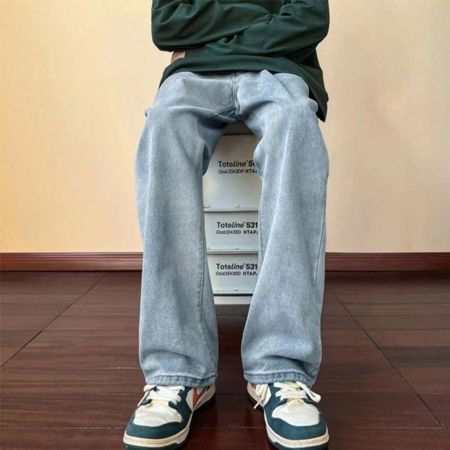直筒牛仔褲 牛仔褲 寬鬆長褲 休閒褲 褲子男長褲 長褲男 男生褲子 淺藍色牛仔褲 直筒褲 韓國 顯瘦長褲 高腰牛仔褲