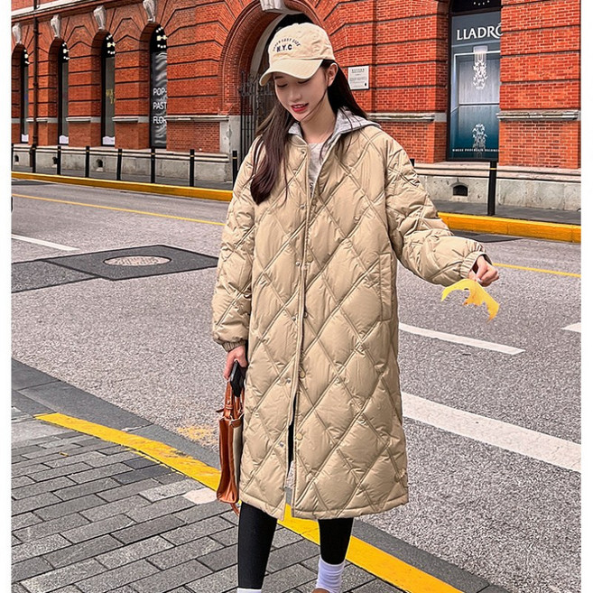 SAHINER 겨울 여성 오버핏 웰론 롱패딩 후드 경량 데일리 코트 AYRF32
