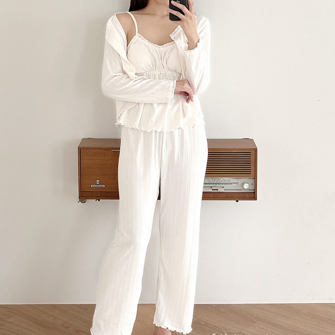 엘라운지 러블리 쓰리피스 파자마 상하세트