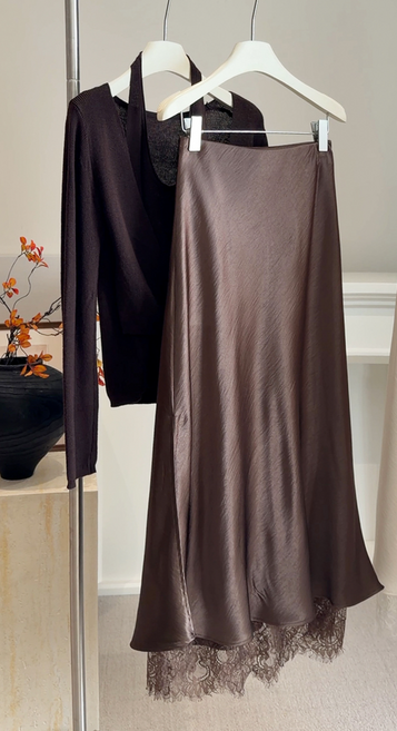 서진맘 여성 고퀄리티 하이웨스트 매트 광택 레이스 새틴 배색 옆트임 롱 스커트