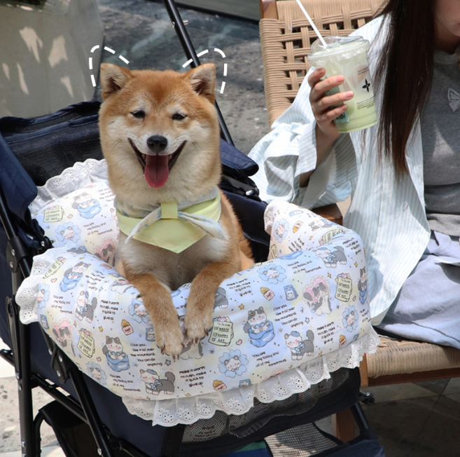 CYLIFE 애완동물 유모차 매트 쿠션방석 베개 펜스 3종 세트 두꺼운 보온 고양이 강아지집 매트, 수면 매트, 울타리, 베개 세트, 레드벨벳 딸기 케이크, 1개