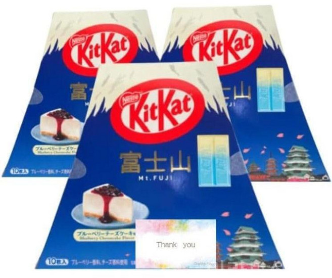 일본 킷캣 블루베리 치즈케이크 맛 후지산 패키지 9개입 (오리지널 티슈 포함)