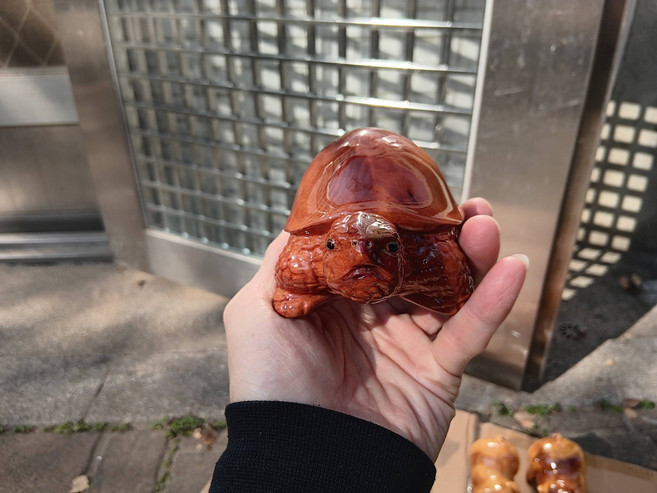 木雕烏龜擺飾, 1