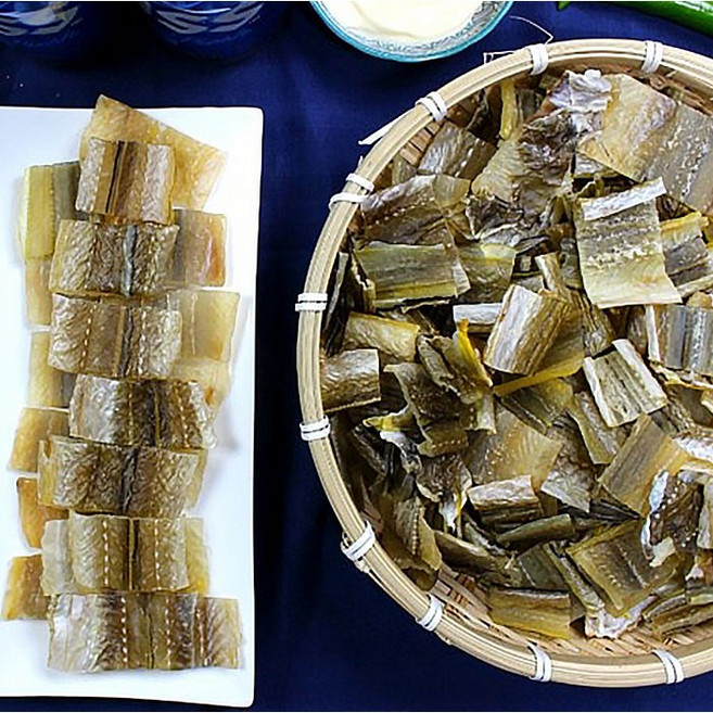 국내산 통영 바다활장어 반건조맛장어 한입사이즈 300g 600g, 1개