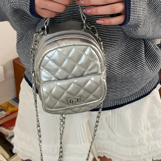 B&C.Room 샤넬풍 백팩 패션 체인 버킷백 여성 여행용 등산 백팩 여성 가방 여성 백팩 미니 백팩 출타가방 선물 여성 미니백팩 무지 가방
