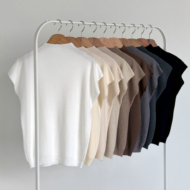 [넉넉핏] 부들 하프넥 반목 캡소매 니트