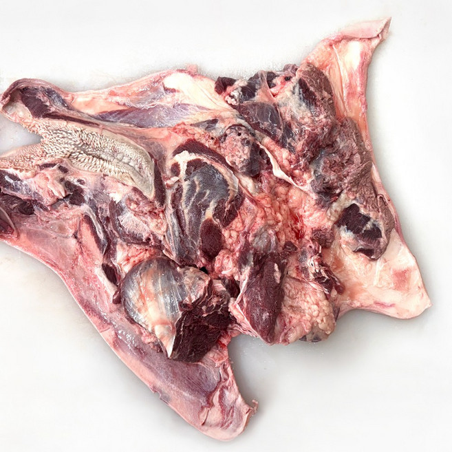 한우소머리 발골 거세 반마리 우설포함 7k 잡뼈 서비스 2k, 1개