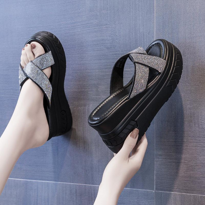 DarjinQD 여성 여름 패션 통굽 큐빅 키높이 일자 샌들 8cm