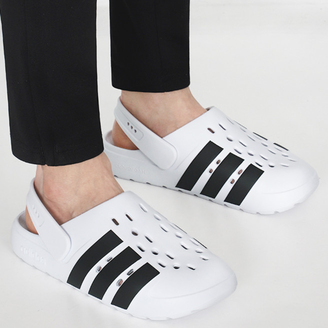 아디다스 아딜렛 클로그 2.0 샌들 슬리퍼