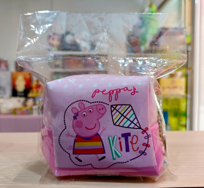Peppa Pig 佩佩豬 kite 小錢包