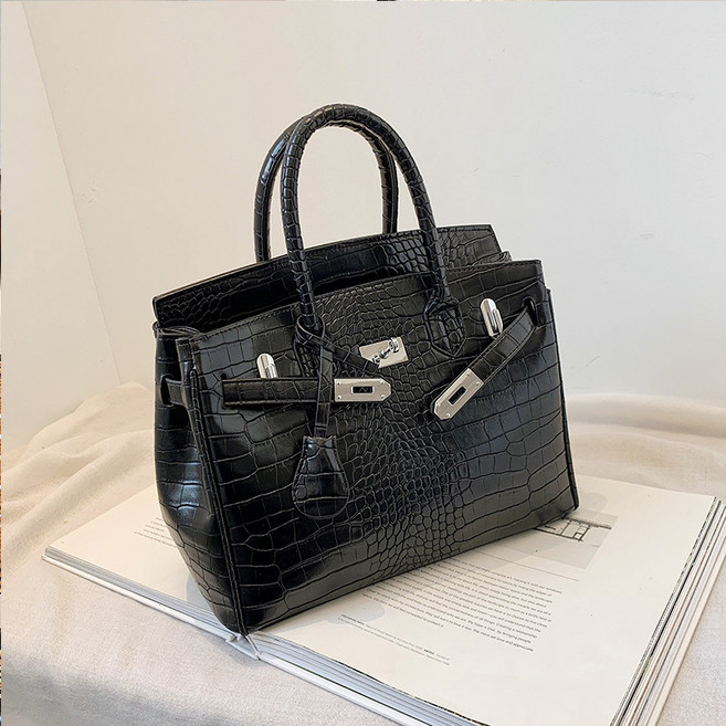 유튜브 오마주백 최화정가방 로얄블루