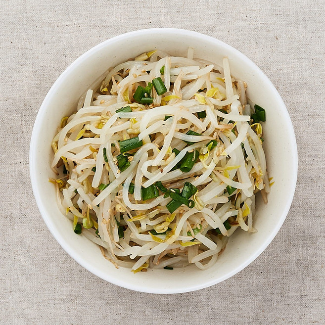 정래윤의오늘반찬 가정식 수제반찬 입맛당기는 시원한 아삭함 숙주나물 150g, 1개