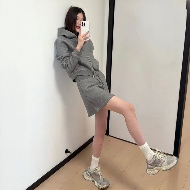 AOKADA 여성 봄 가을 루즈핏 후드 집업 맨투맨 티셔츠 미니 스커트 트레이닝 투피스 상하의 세트
