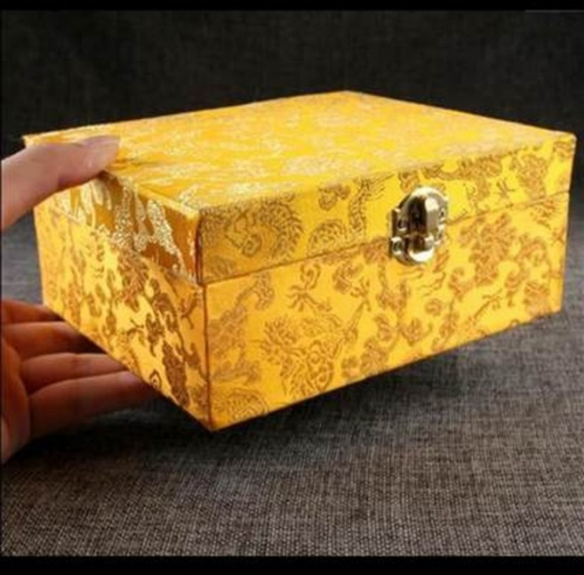 錦盒 適用於 藏書印章, 印章盒子人名私章盒財務公章箱黃色龍紋錦布盒