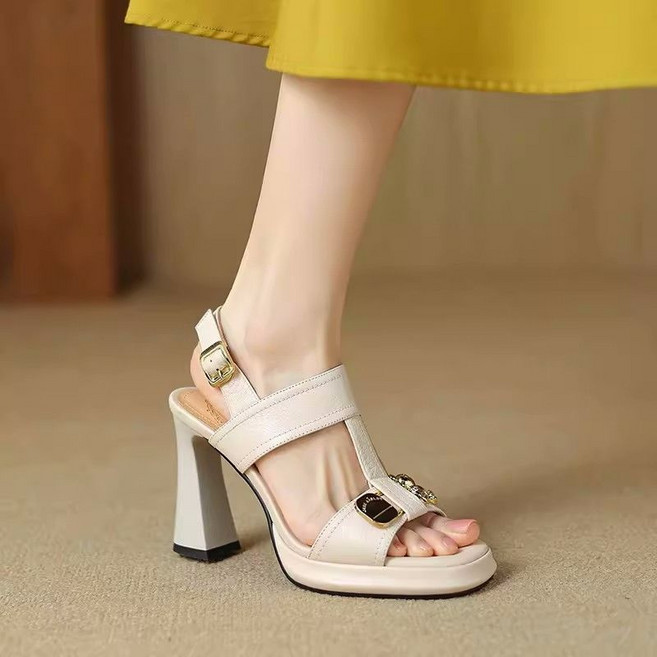 COSYEVNO 여성 가보시 샌들 스퀘어 일자버클 통굽 여성화