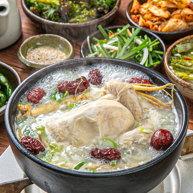 국내산 재료로 만든 삼계탕, 1개, 1.3kg