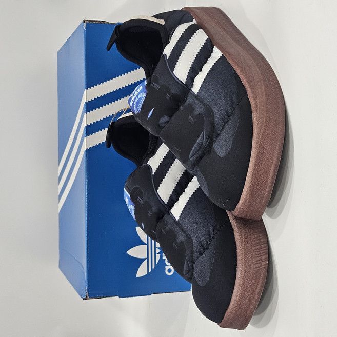 아디다스 퍼피렛 방한화 패딩 슬립온 겨울 운동화 삼바 슈퍼스타