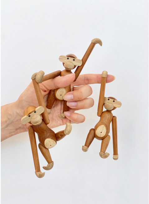 빨강잡화점 원목 우드 목각 미니 원숭이 나무 인형 모자 북유럽 인테리어 소품, 미니 원슝씨 (9.5cm), 혼합색상