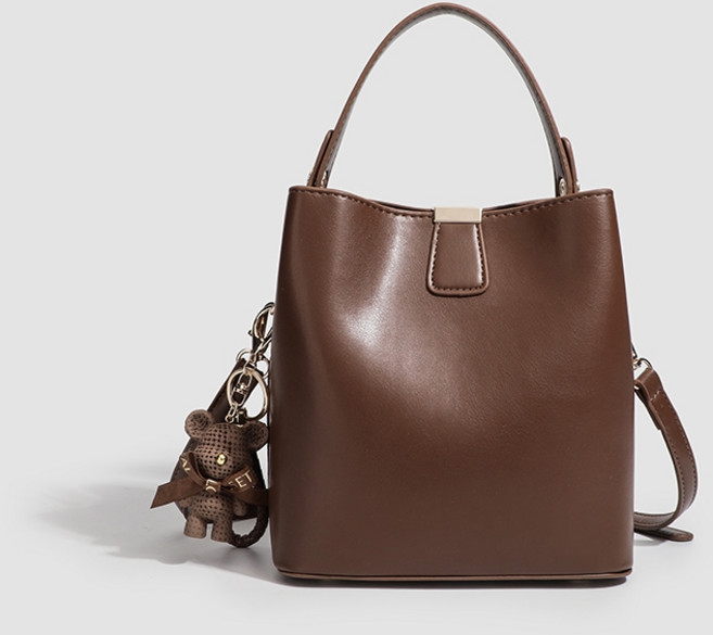 ZARA자라 브라운 버킷 토트백 곰돌이 키링 포인트 데일리 숄더백 크로스백