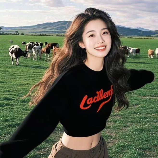 COSYEVNO 여성 크롭 긴팔 맨투맨 로고 프린팅 캐주얼 봄가을 상의 TZKdkwy-3