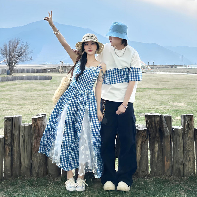 커플룩 휴양지룩 바캉스룩 신혼여행 비치 해변 커플 반팔 원피스 블루 체크