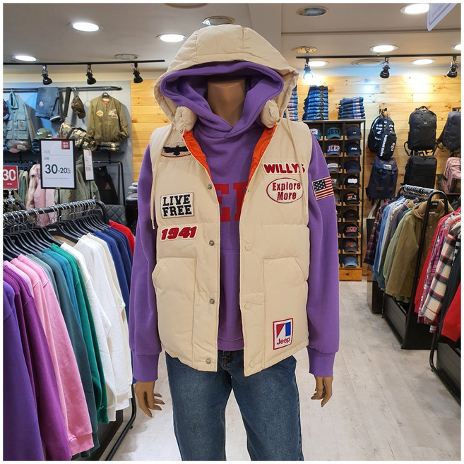 지프 [NC불광점]가을겨울상품 70%할인! 가볍고 따듯하먀 활동성좋고 편안한 남여공용 탈부착 후드 다우패딩조끼!!