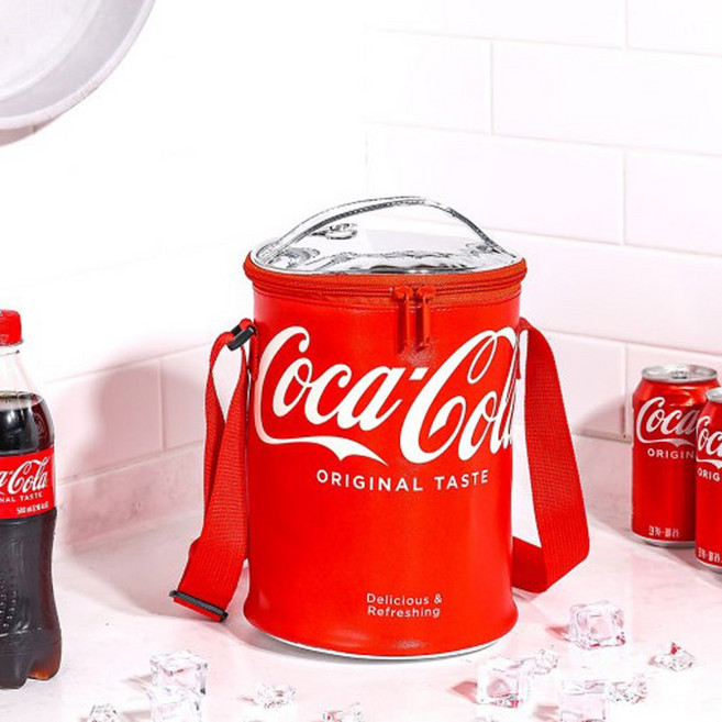 홈앤키즈 코카콜라 원형 캔 쿨러백 12L 보냉가방 캠핑 휴대용 아이스백 쿨링백 보냉백 단체선물, 코카콜라 원형캔쿨러백