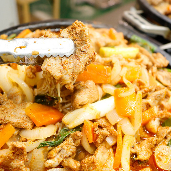 국내산 숯불 바베큐 돼지불고기 간장 고추장맛 2종 250g 3/5팩, 숯불 돼지불고기 간장맛 250g 5팩