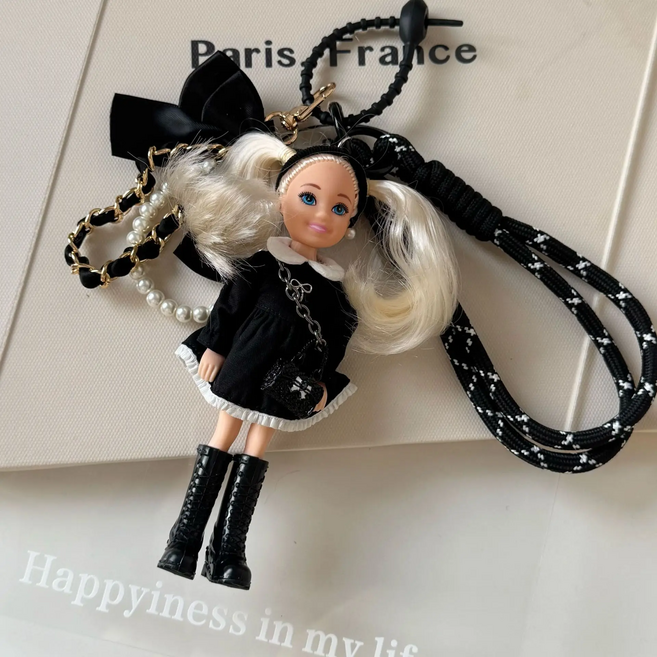 샤네르 블랙 바비 인형 키링 - 몬치치 가방 백 참 꾸미기 키홀더 열쇠고리 USA 마텔, 1개, 샤네르 블랙 바비키링