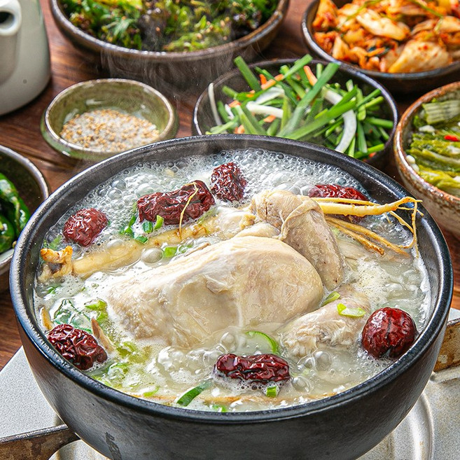 국내산 재료로 만든 삼계탕, 1개, 1.3kg